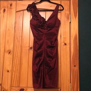 Beautiful colored maroon/black w/flower on a strap